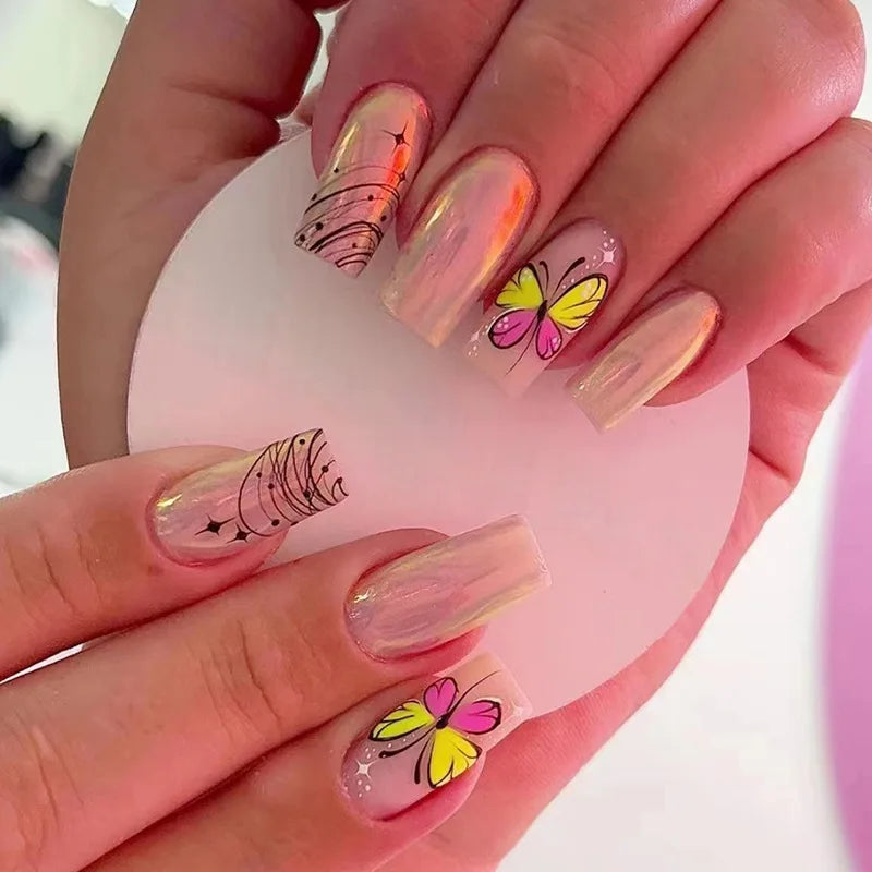 Press-On Nail Art Set